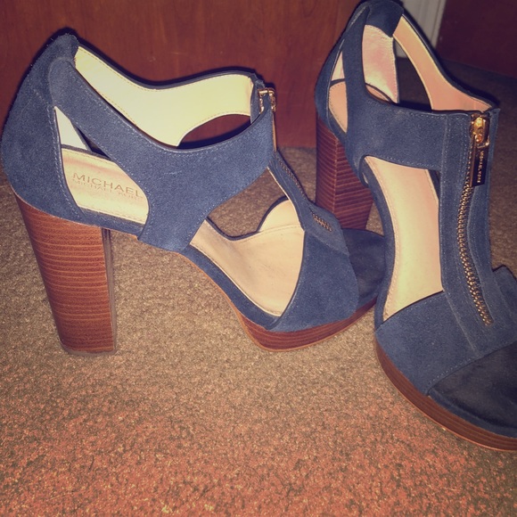Michael Kors Berkley T-Strap High Heel - Picture 1 of 4
